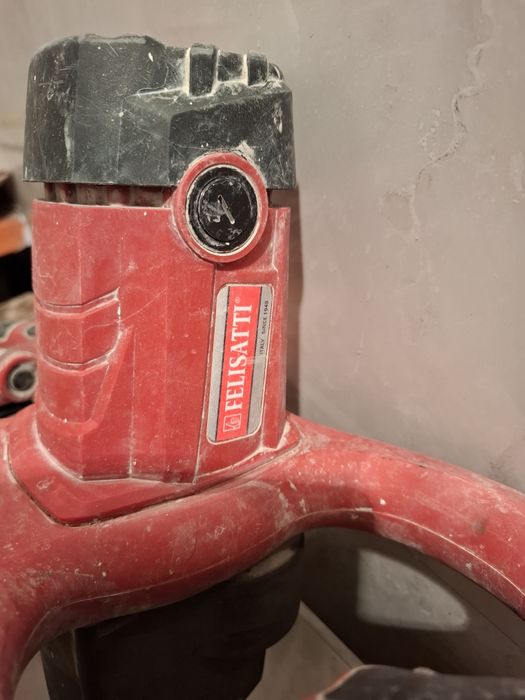 Кроссовки.новые..