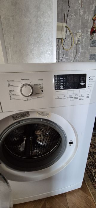 Машинка стиральная