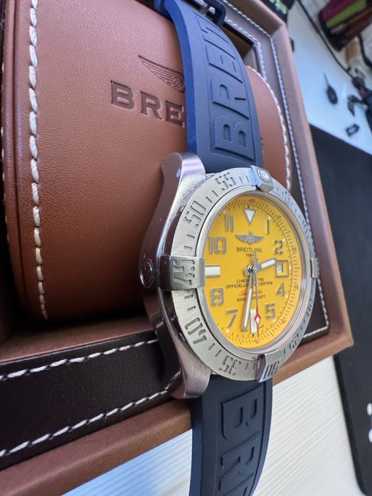 Breitling Avenger II Seawolf Yellow Cobra