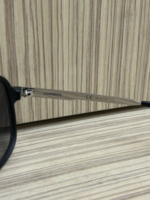 Слънчеви очила CARRERA