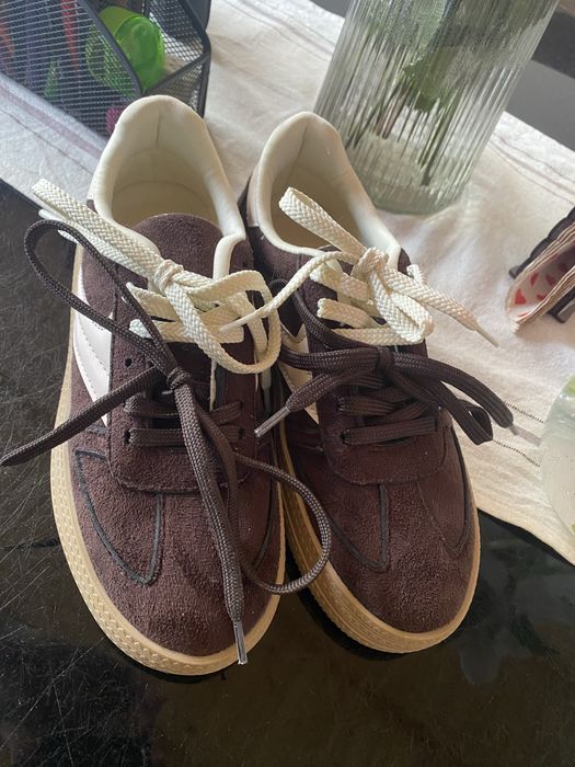 Adidasi marime 36