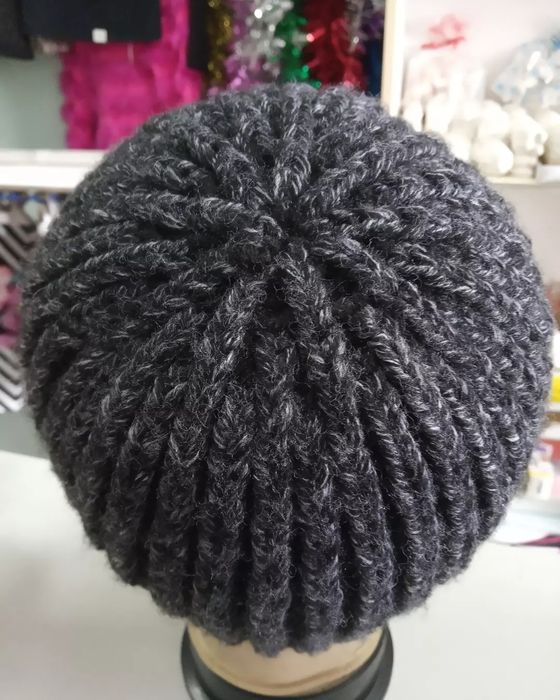 Мужская шапочка БРИОШЬ.