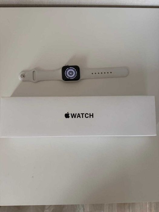 Apple Watch gen 2 белый