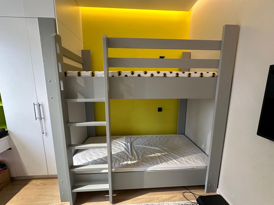 Кровать двухярусный