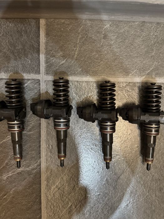 Дюзи 1.9 TDI 101коня Помпа Дюза