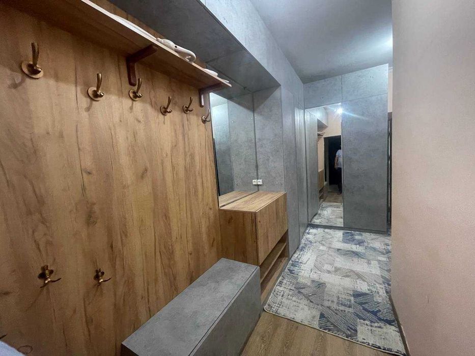 Кора сув 3 хонали 15 кават 16 каватли уй 90 метр квадрат 60 000 уе