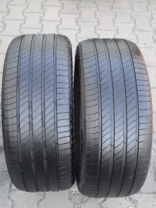 245 45 19 Michelin