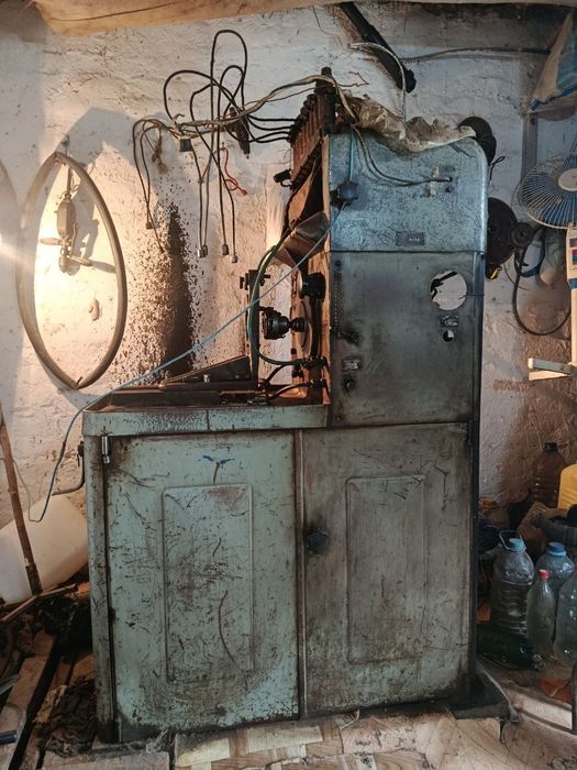 Топливный апаратураларни ремонт киладиган станок