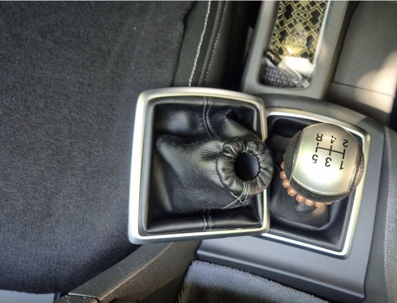 Ford Focus 2 2004 2006 Grila Pompa Apa Frana Mana Rama Radio Bord