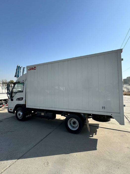 Цельнометаллический Фургон Jac