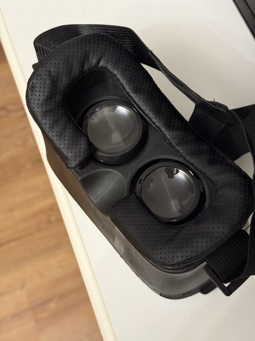 виртуалтные очки с отсеком под телефон