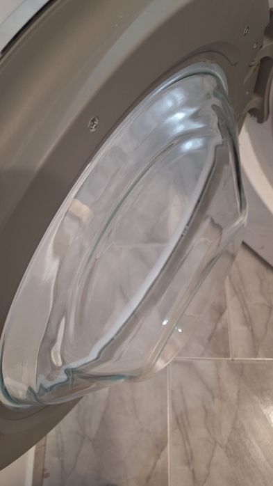 Продавам пералня Канди