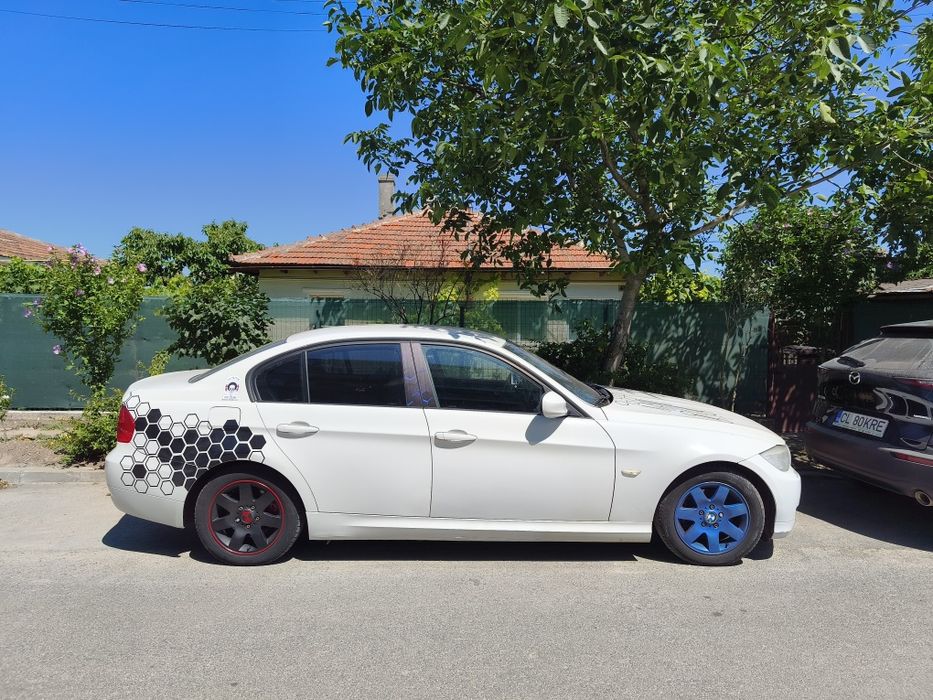 Vând  BMW 320d 2010 (177 CP)