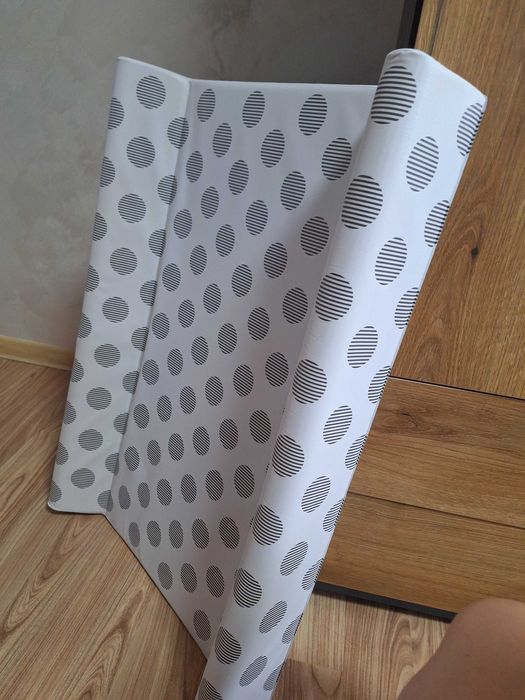 Твърд повивалник нов