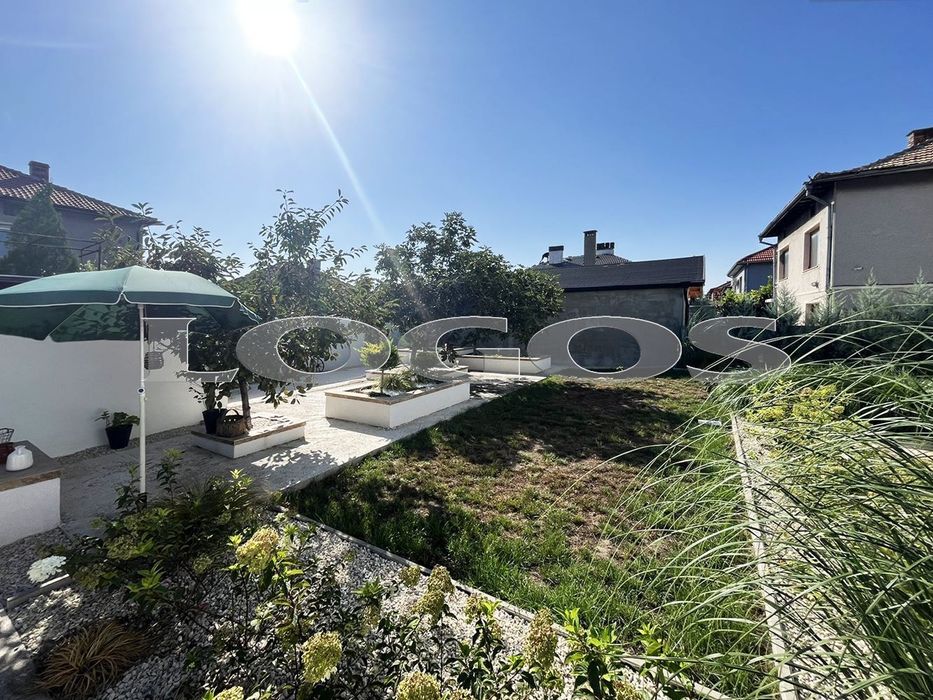 Продава се Къща в с. Тополи, Област Варна - 184 кв.м за 1903 €/кв.м - Снимка #1