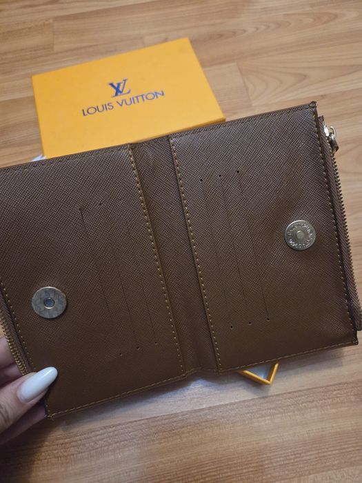 Portofel Louis Vuitton cu factură și cutie