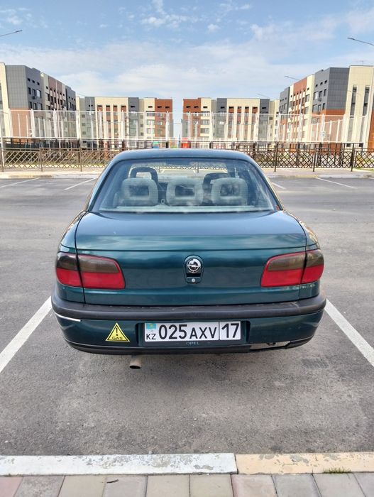 Opel omega 1995 жылғы