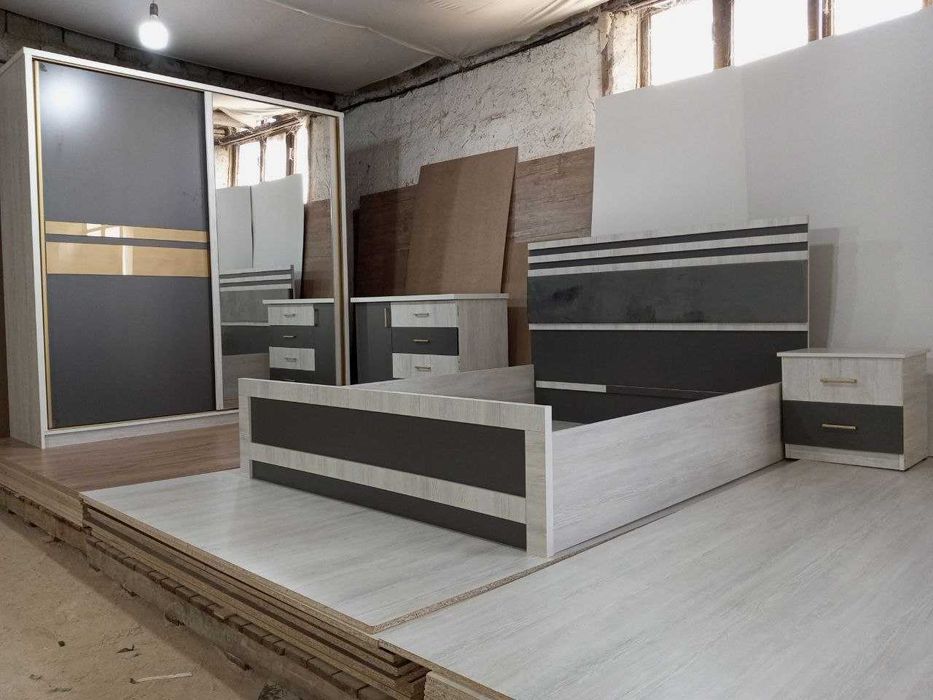 Спальный гарнитур 
ЛДСП Россия