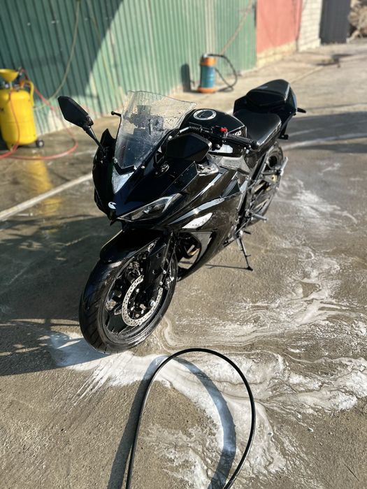 Sportbike kavasaki replica 250 cc yili 2025 probeg 700 km holati ideal