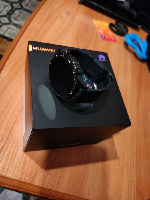 Продам часы в отличном состоянии.