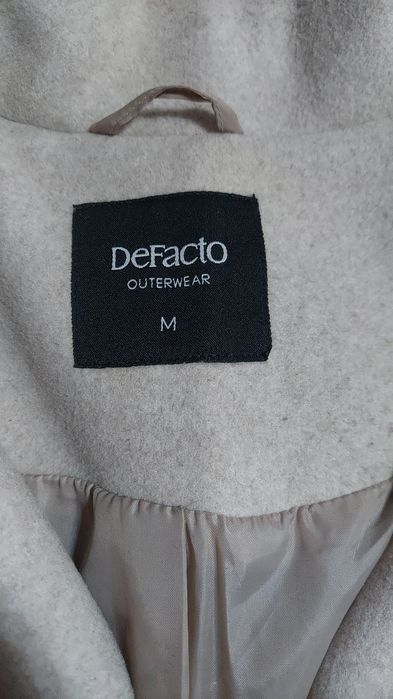 Продам пальто, каждое по 8тысяч