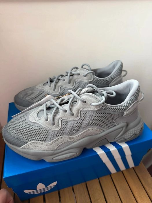 Adidas Originals Ozweego sneakers unisex gri deschis mărimea 40 noi originali