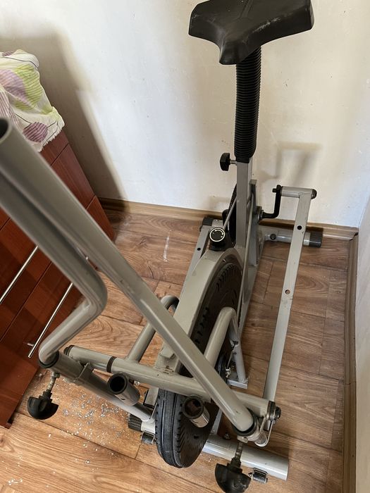 Продам Велотренажер