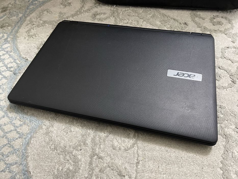 Продам ноутбук Acer Aspire Es512