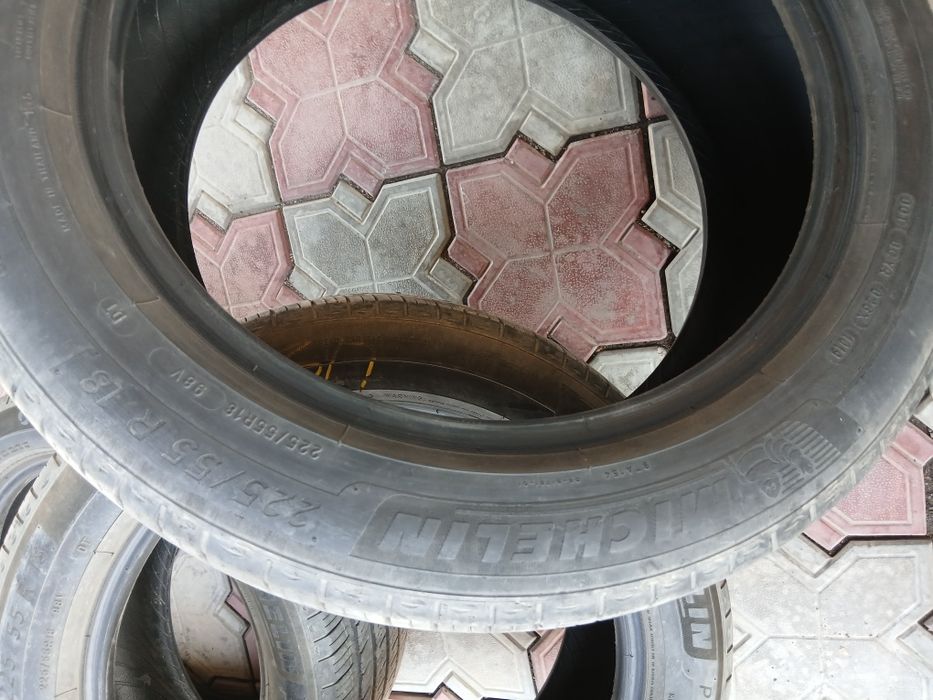 Шины летние Мишлен 4 шт