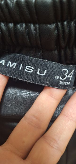 Pantaloni imitație piele