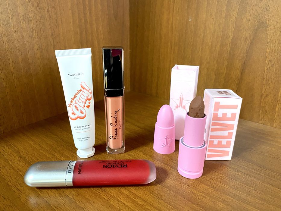 НОВИ! Козметика неизползвана