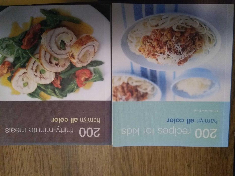 Готварски книги с рецепти на английски език