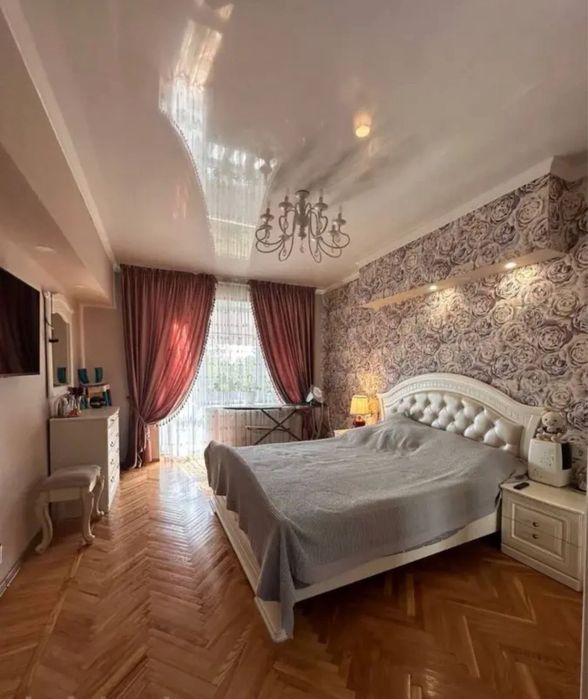 продам спальный гарнитур