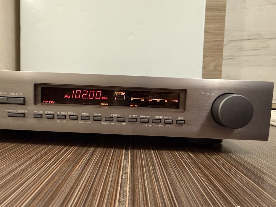 Yamaha TX-930 FM Тунер