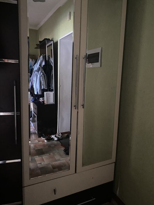 Продам диван, шкаф и рабочий стол