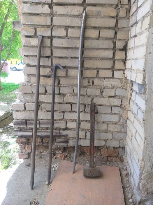 Продам кувалду и лом
