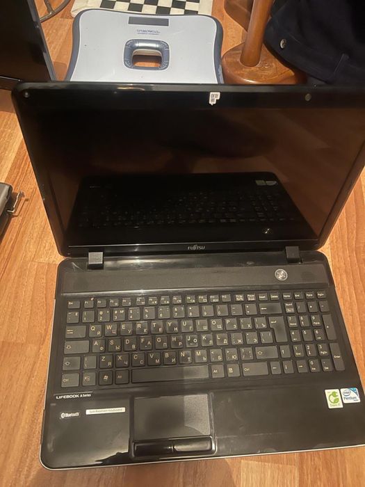 Продам ноутбук fujitsu