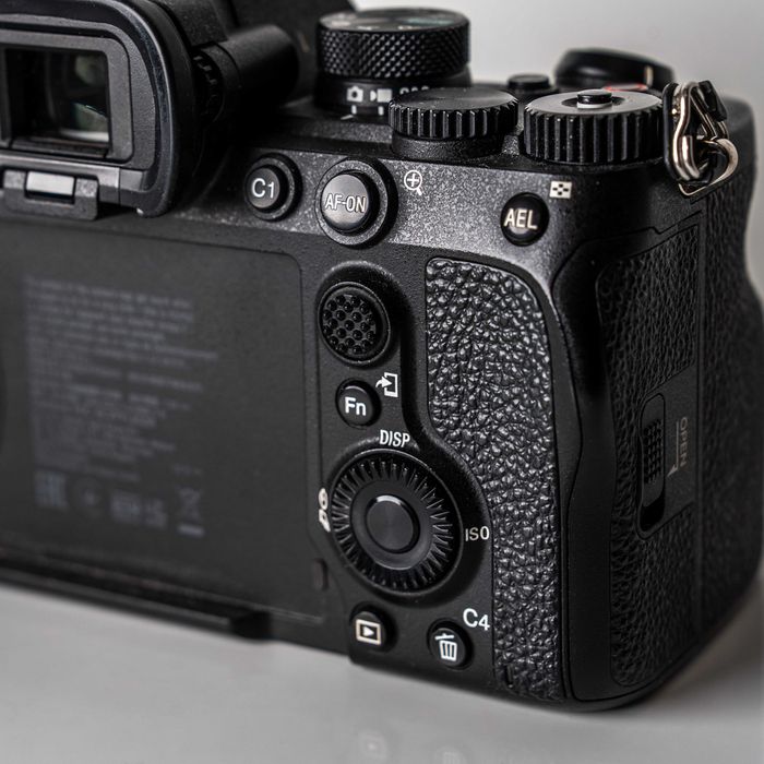 Sony A7 IV body – 250 000 кадъра, отлично състояние