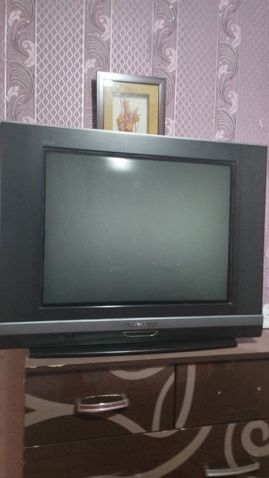 Продам телевизор