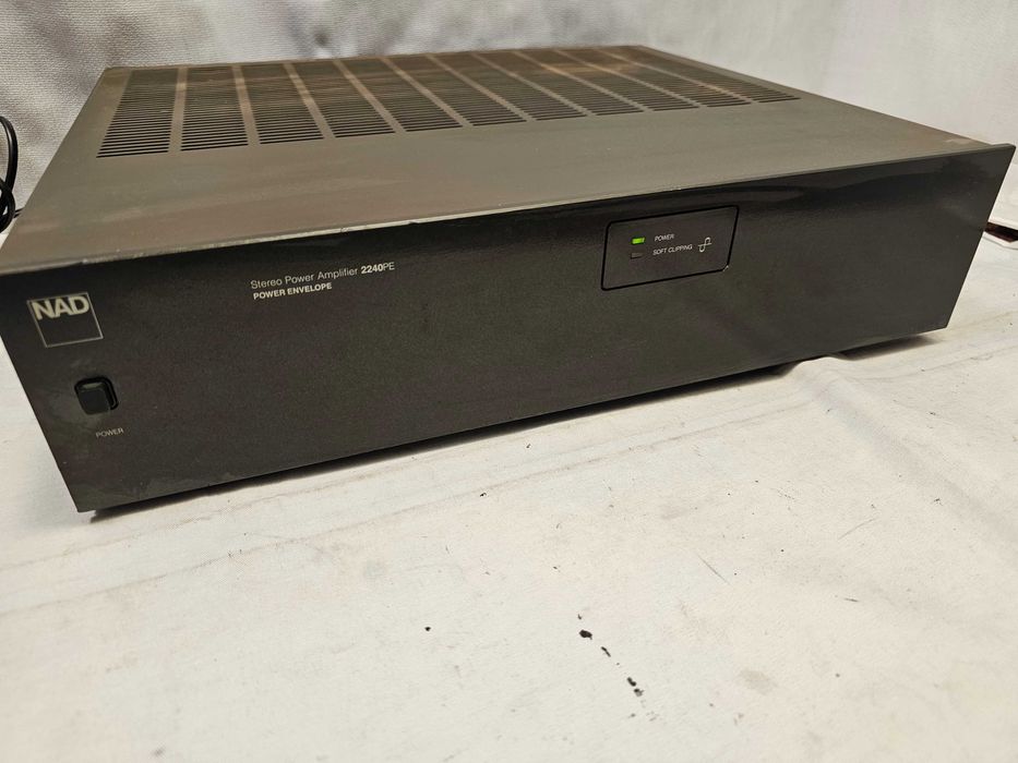 Amplificator Final de Putere NAD 2240PE Power Envelope Soft Clipping Hi-Fi