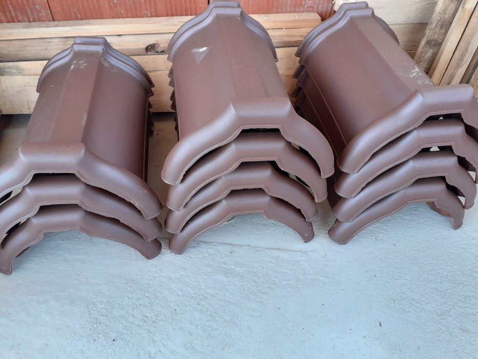 Капаци за керемиди тондах