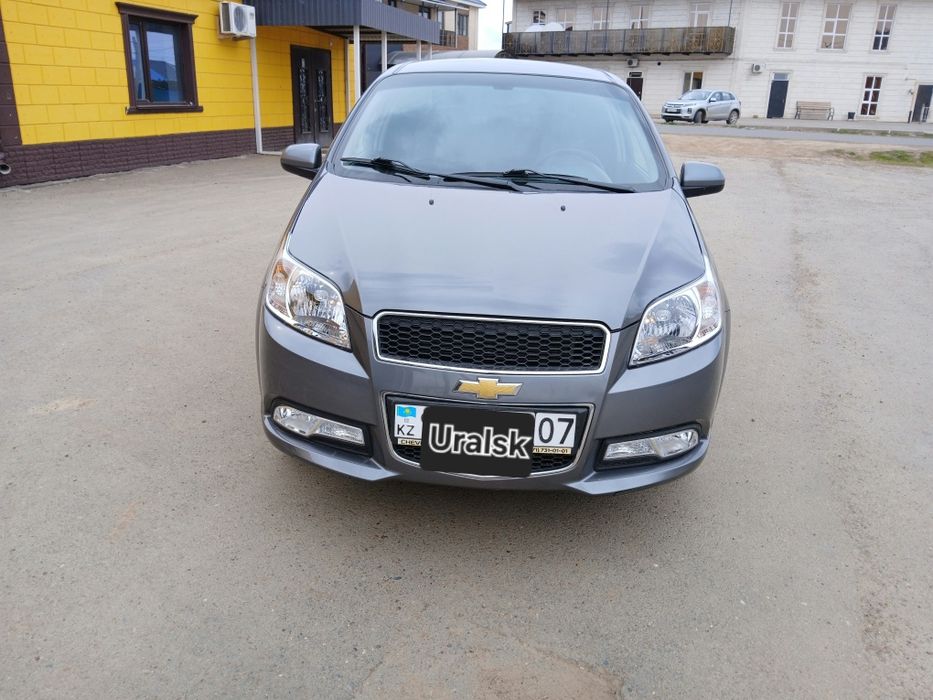 Продам автомобиль Chevrolet Nexia R3