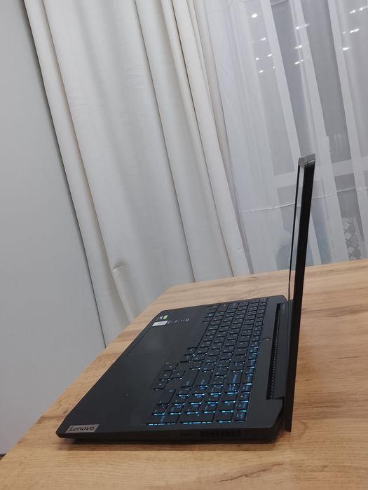 Ноутбук Lenovo...