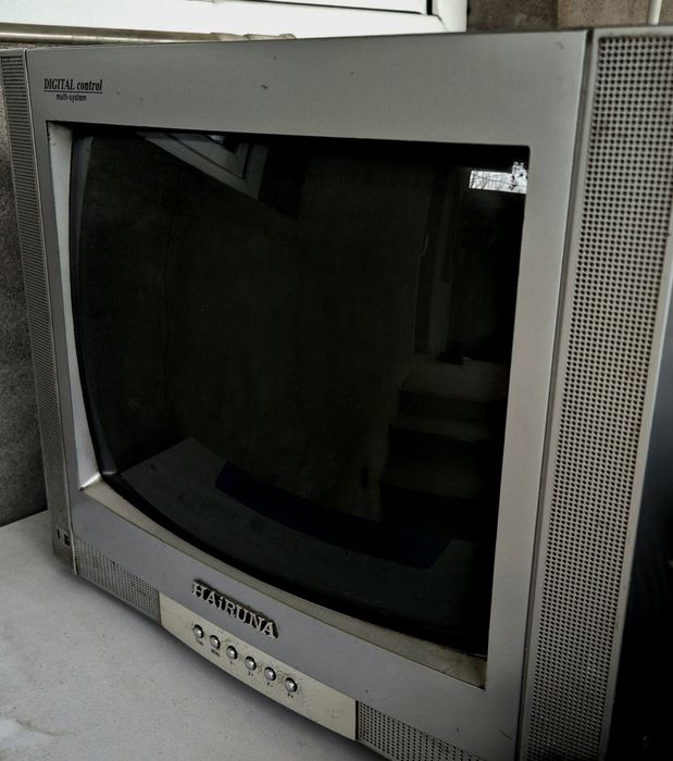Televisor rangli