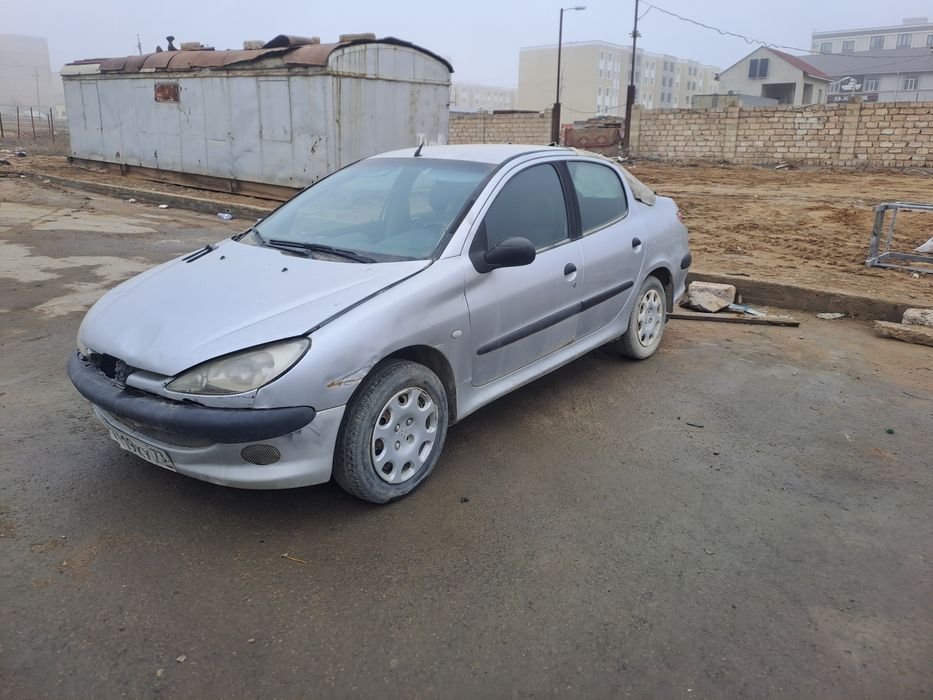 Продаётся автомобиль Пежо марка 206