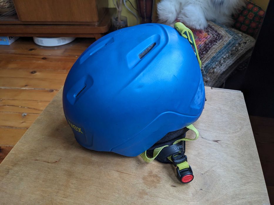 Детска каска ски и сноуборд UVEX 4-5 г.