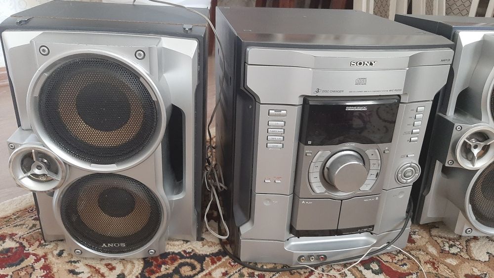 Музыкальный центр