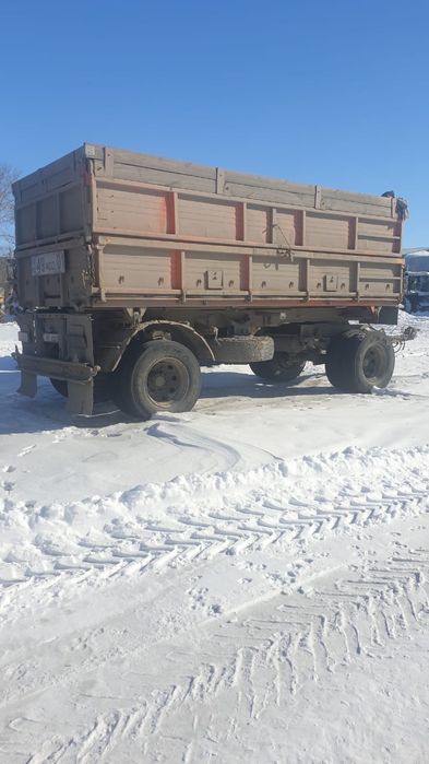 Продам прицеп низкий 13 года