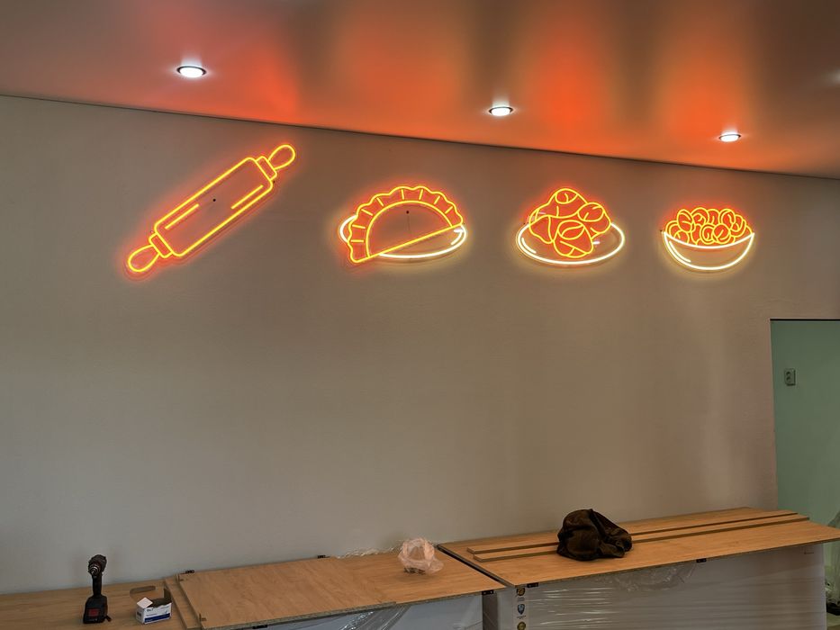 Неоновые вывески