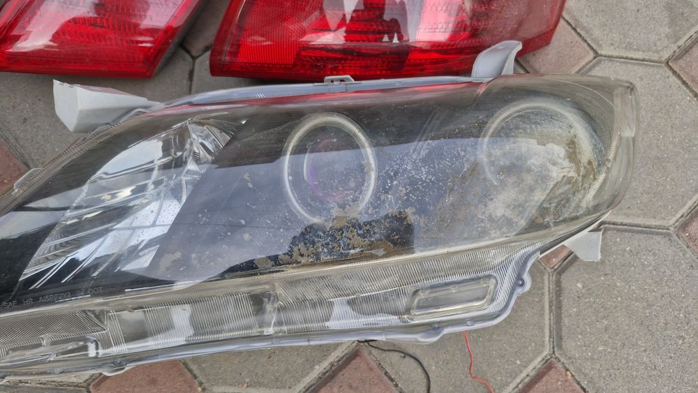 Фары на камри 40